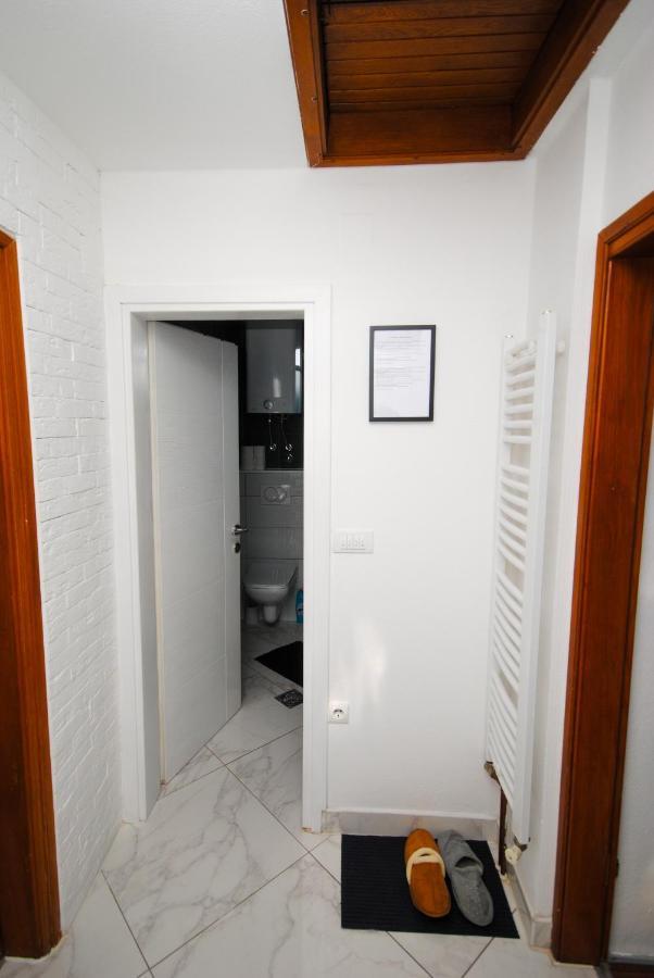 Apartman Alchemist I Bosanska Dubica Exterior photo